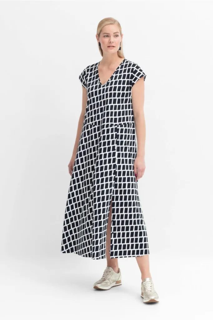 Elk The Label - Lento Tshirt Dress - Black/white Alskar Print