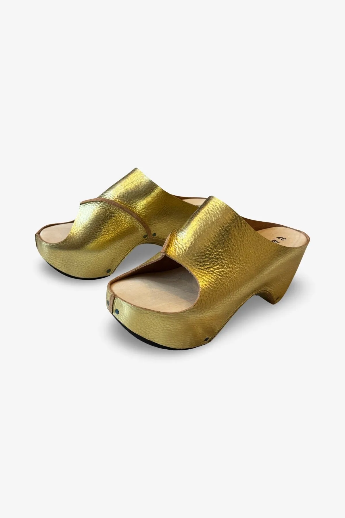 Trippen Hutu Clog | Gold