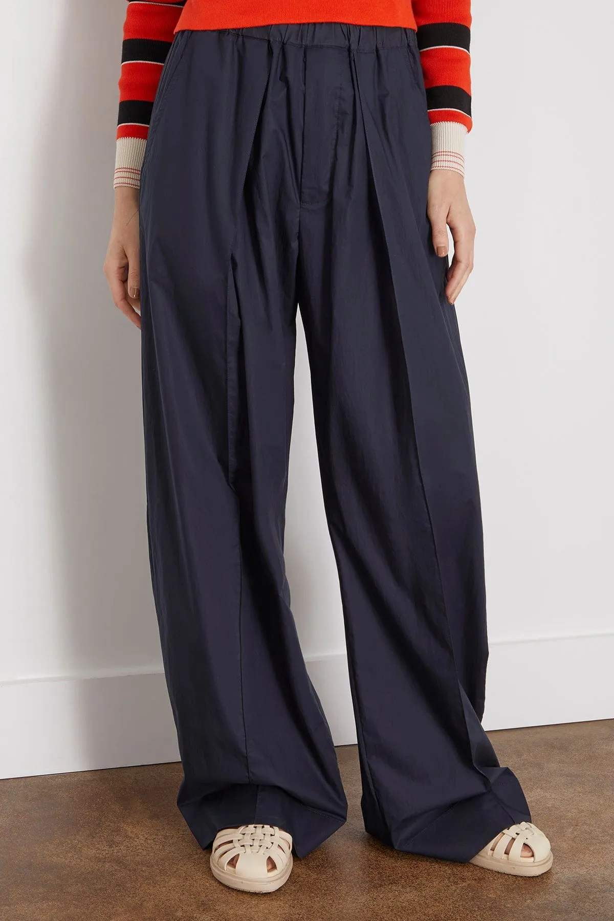 Trousers in Blue Black