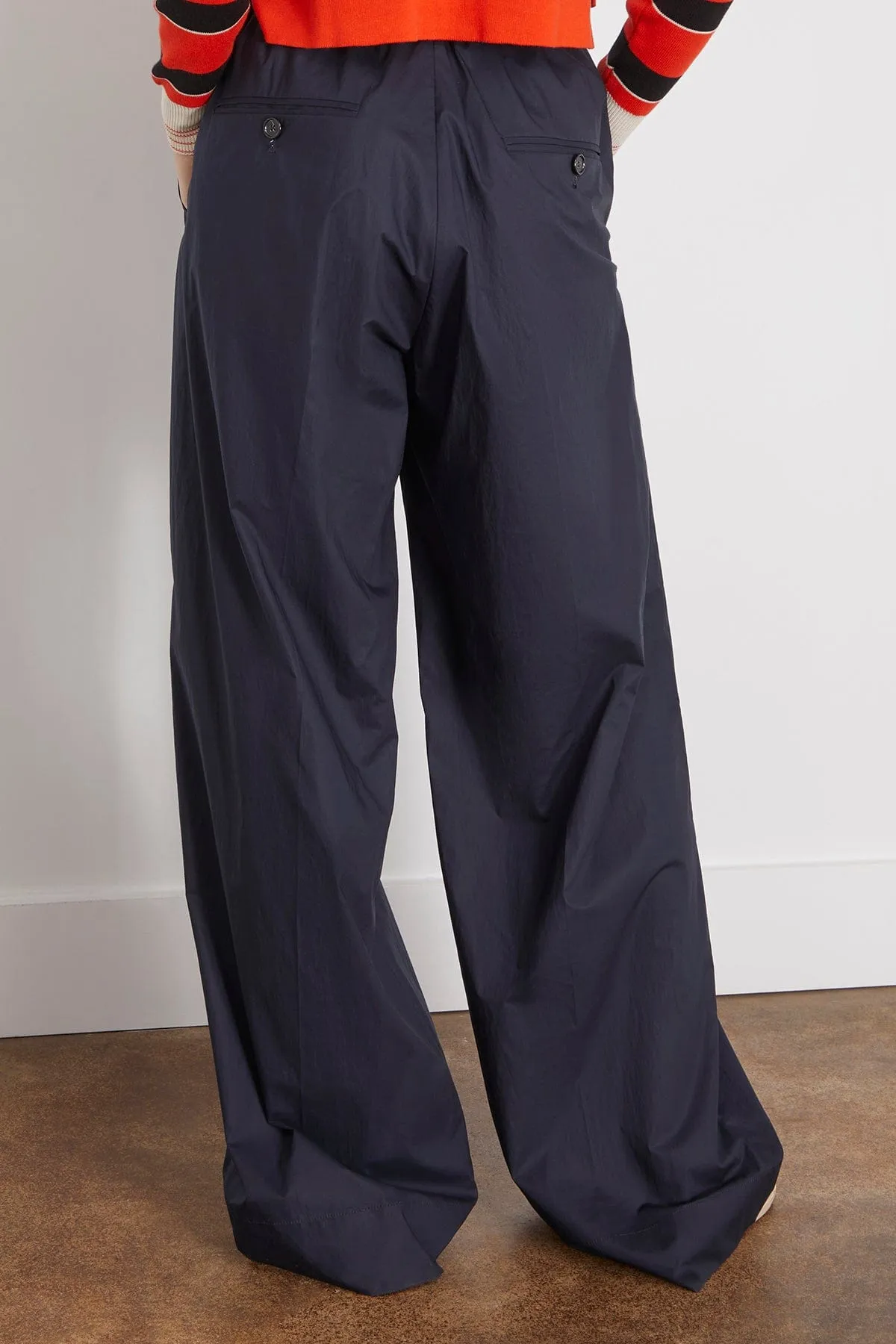 Trousers in Blue Black